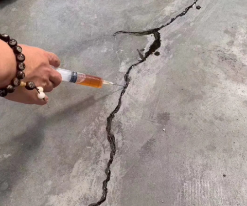 景德镇混凝土裂缝修补技术详解​